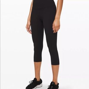 Lululemon Align crop leggings